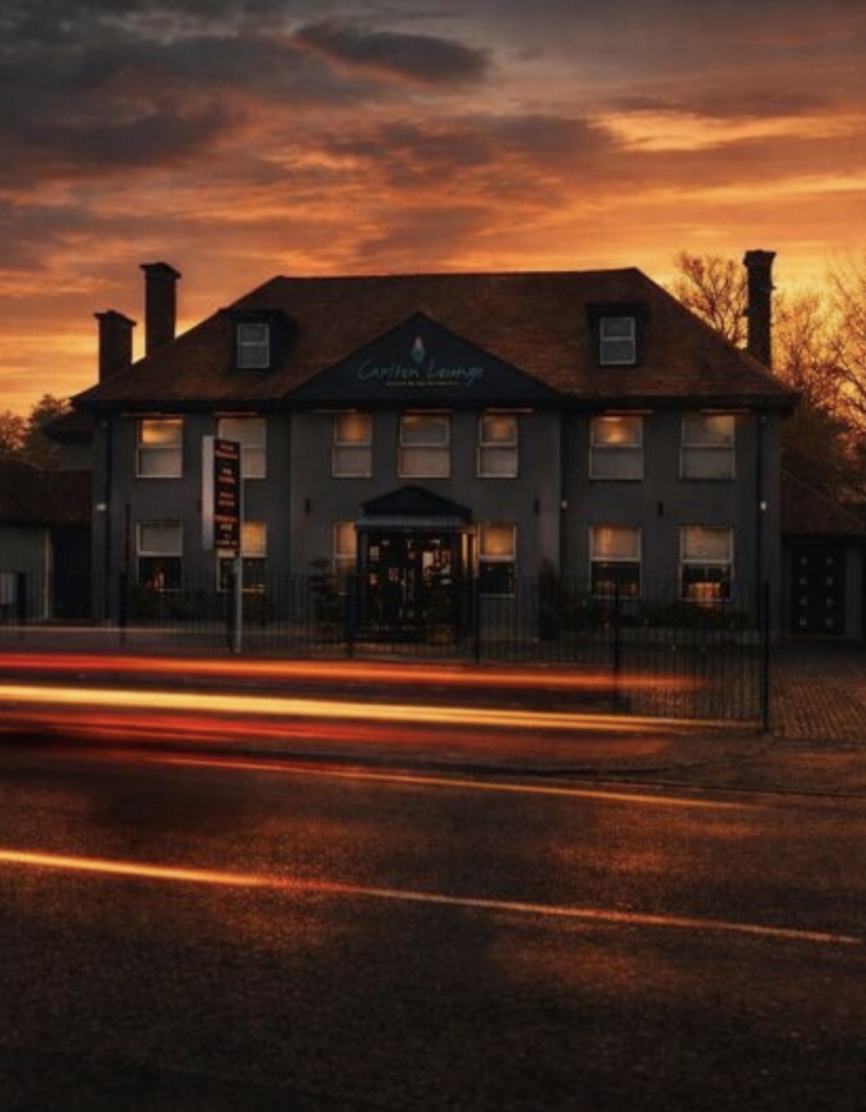 Carlton Lounge Interior